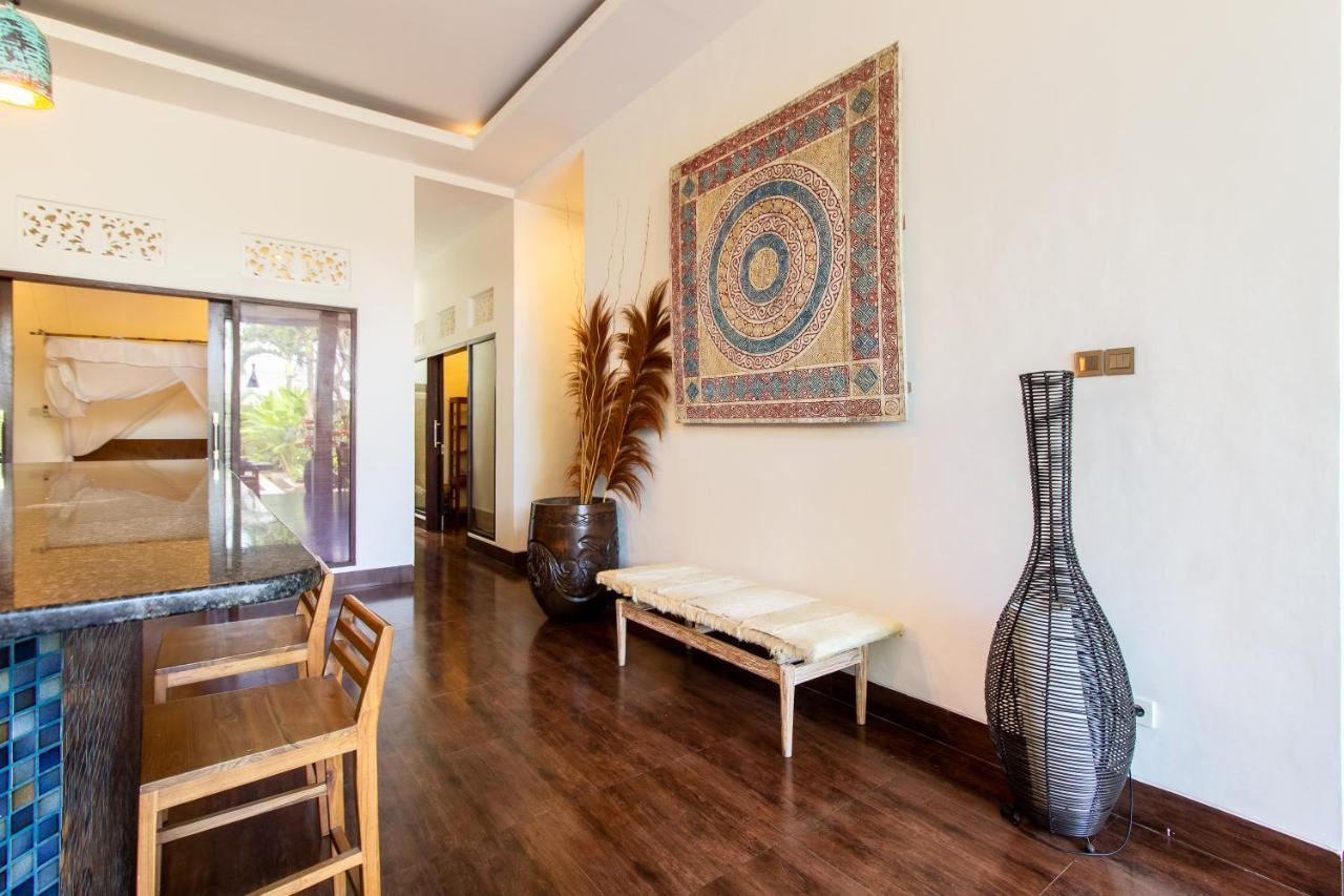 CASA PINARAK 1 I 3BR Private Villa near Seminyak Luaran gambar